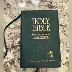 Green Bible New Testament and Psalms